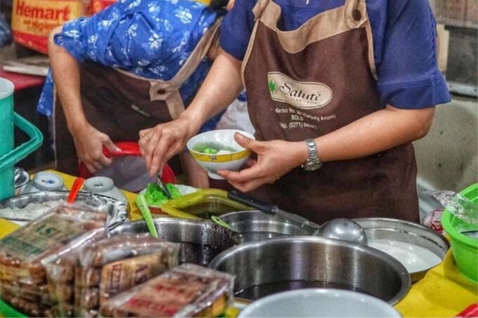 Yogyakarta: 3-Hour Walking Tour With Street Food Tasting - Savoring Local Cuisine