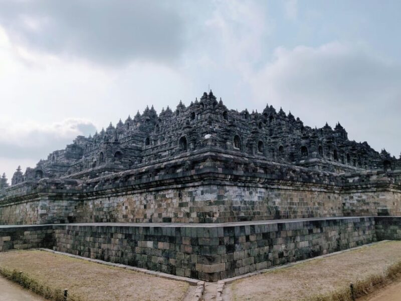 Yogyakarta: 3D2N Tour, Borobudur, Prambanan, Cirebon - Keraton Kasepuhan