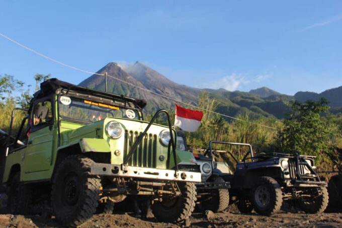 Yogyakarta: 4D3N Temple Tours Timang Beach Incl Hotel & Meal - Accommodation and Meals