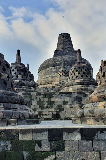Yogyakarta: 6 Days 5 Nights Dieng Plateau Solo Includes Hotels & Meals - Accommodation Details