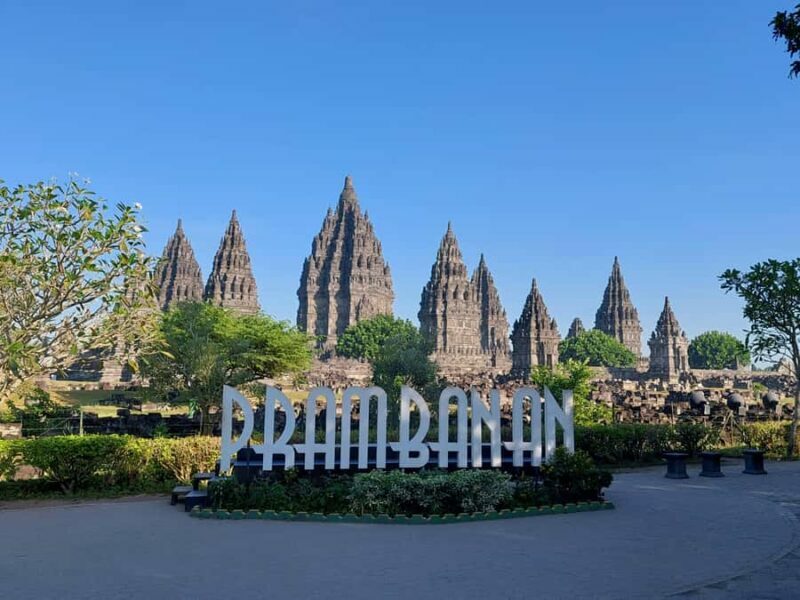 Yogyakarta: Borobudur and Prambanan Private Tour - Key Points