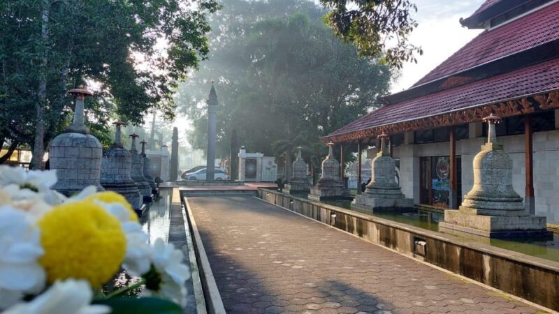 Yogyakarta: Borobudur and Prambanan Temple Transfer and Tour - Tour Overview