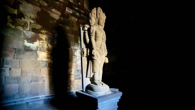 Yogyakarta: Borobudur and Prambanan Temple Transfer and Tour - Important Information