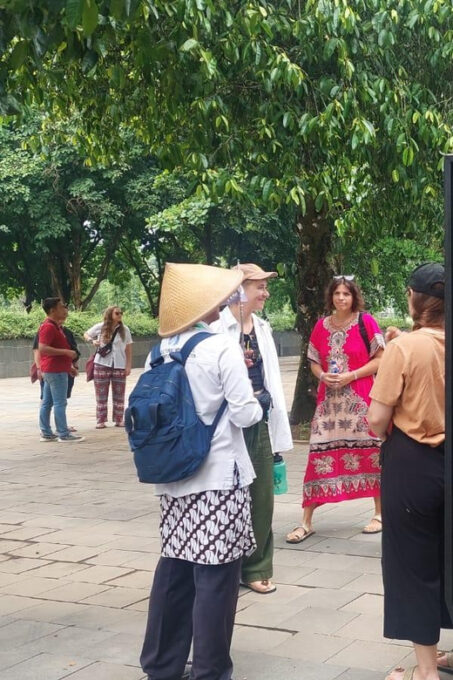 Yogyakarta: Borobudur and Prambanan Temple Transfer and Tour - Frequently Asked Questions