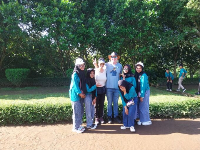 Yogyakarta: Borobudur Climb and Prambanan Private Day Tour - Inclusions and Exclusions