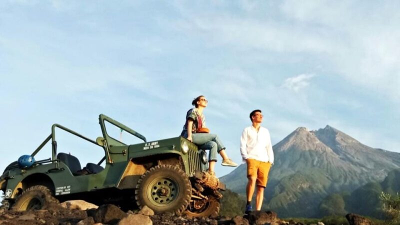 Yogyakarta: Borobudur Climb Up, Merapi Volcano and Prambanan - Highlights