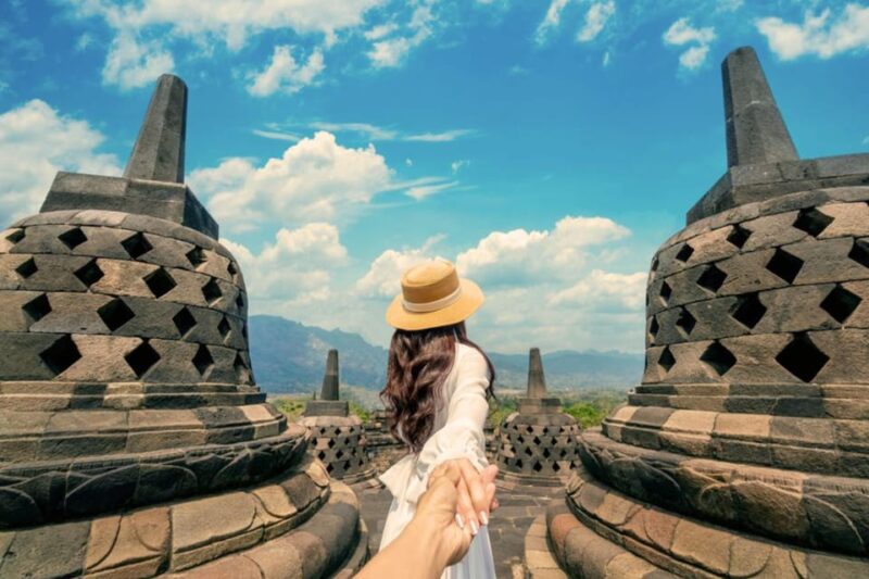 Yogyakarta: Borobudur Climb-up & Prambanan Temple Day Tour - Important Information