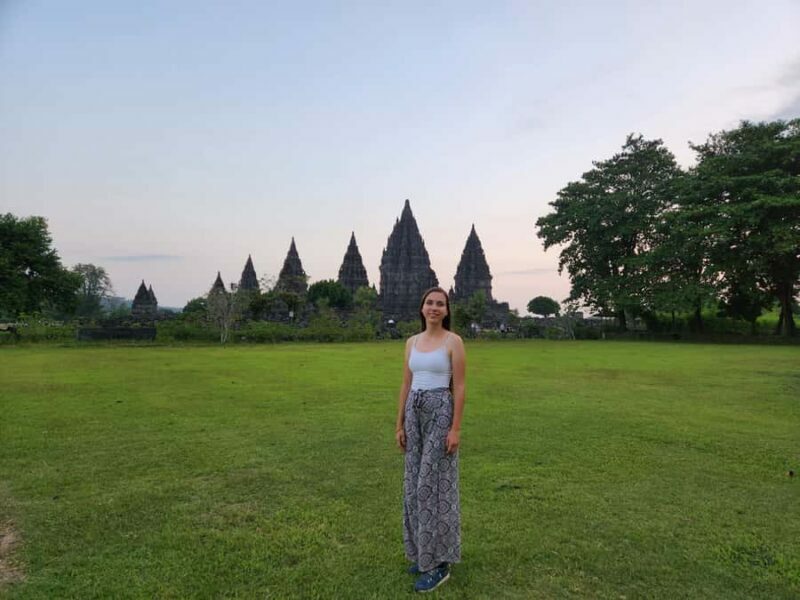 Yogyakarta: Borobudur (Guarantee Climb Ticket) & Prambanan - FAQ