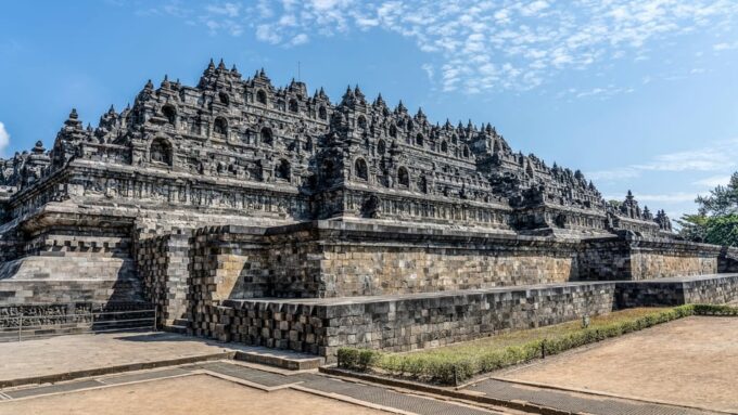 Yogyakarta: Borobudur & Prambanan Temple Tour Transportation - Frequently Asked Questions