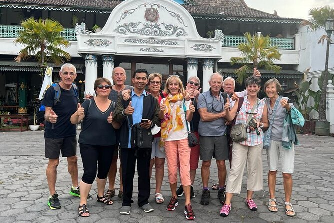 Yogyakarta Borobudur Prambanan Tour - Visit Borobudur Temple