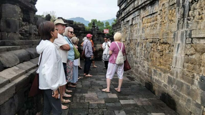 Yogyakarta: Borobudur Sunrise Climb and Prambanan Guided - Exploring Prambanan: A Majestic Finish