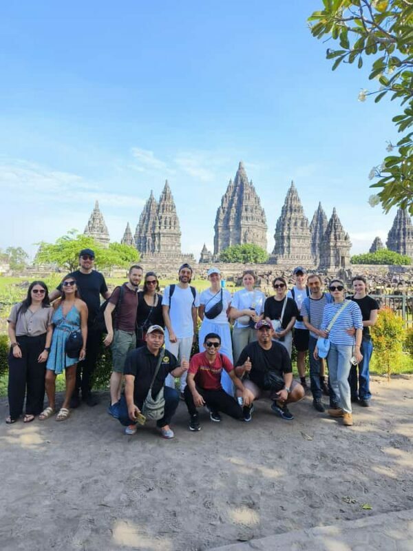 Yogyakarta: Borobudur Sunrise & Prambanan Guarantee Climb up - Exploring Yogyakarta’s Temple Treasures: Borobudur Sunrise & Prambanan Guarantee Climb
