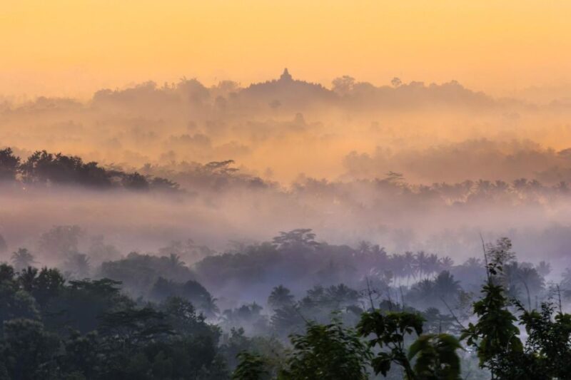 Yogyakarta: Borobudur Sunrise(Guarantee Climb Up)& Prambanan - Key Points