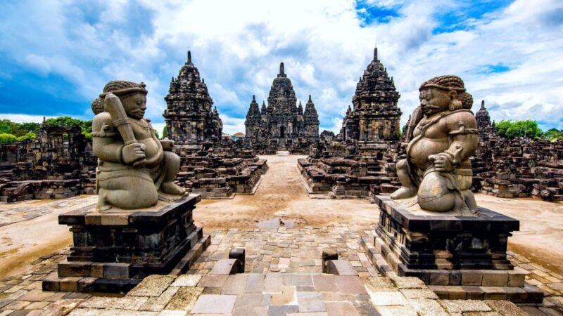 Yogyakarta: Borobudur Sunrise(Guarantee Climb Up)& Prambanan - Itinerary Details