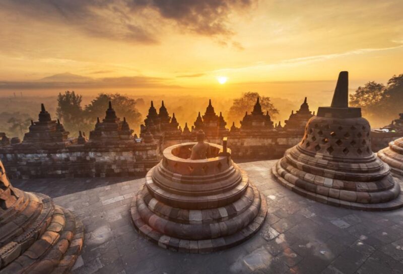 Yogyakarta: Borobudur Sunrise(Guarantee Climb Up)& Prambanan - Prambanan Temple