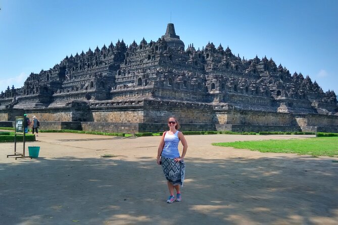 Yogyakarta: Borobudur Temple (Climb Up) and Prambanan Temple - Exploring Prambanan Temple