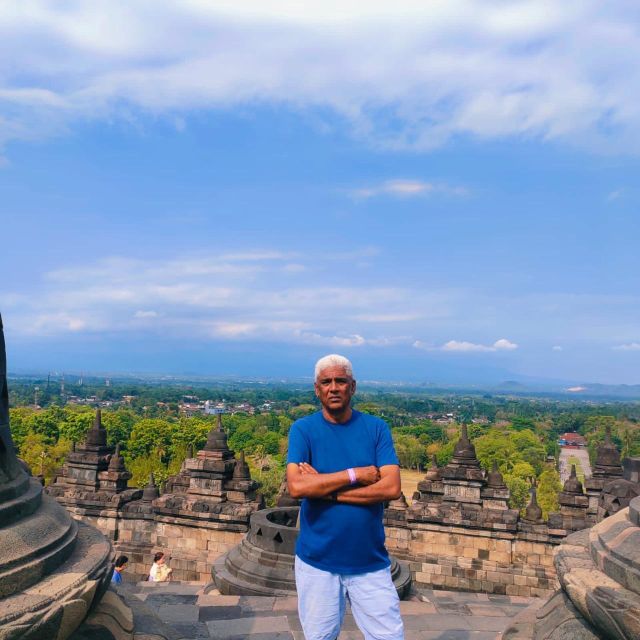 Yogyakarta: Borobudur Temple Half Day Tour - Transportation and Inclusions