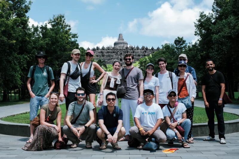 Yogyakarta: Borobudur Yard and Prambanan Temple Tour - Important Notes