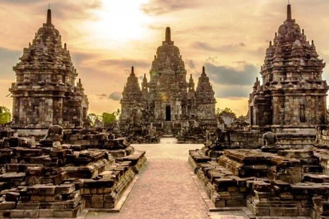 Yogyakarta-Bromo-Ijen Blue Fire From/To Bali All Entrance Incl. - Ijen Crater Blue Fire Trek