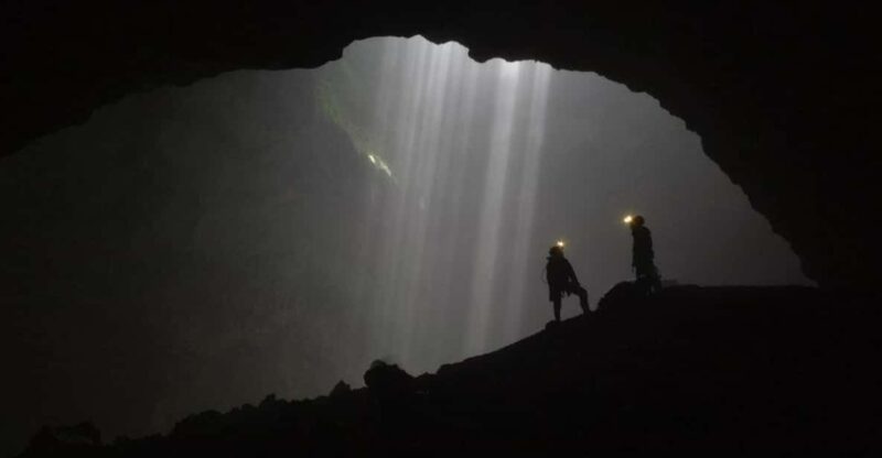 YOGYAKARTA: CAVE AND BEACH TOUR WITH PRIVATE CAR DRIVER - Itinerary Highlights