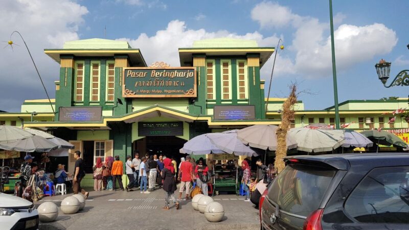 Yogyakarta City Tour: Taman Sari and Yogyakarta Palace - Frequently Asked Questions