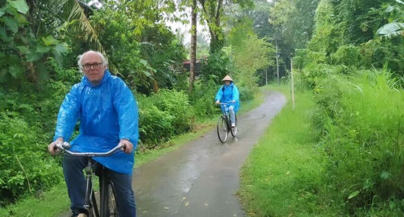 Yogyakarta: Countryside Village Cycling Tour With Guide - An In-Depth Look at the Experience