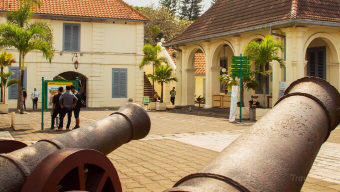 YOGYAKARTA : DAY TOUR WITH CAR DRIVER HIRE - Booking and Payment Options