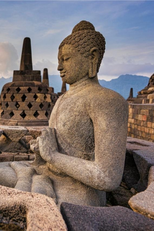 Yogyakarta: Dieng Sunrise Trip & Borobudur Afternoon Tour - Key Points