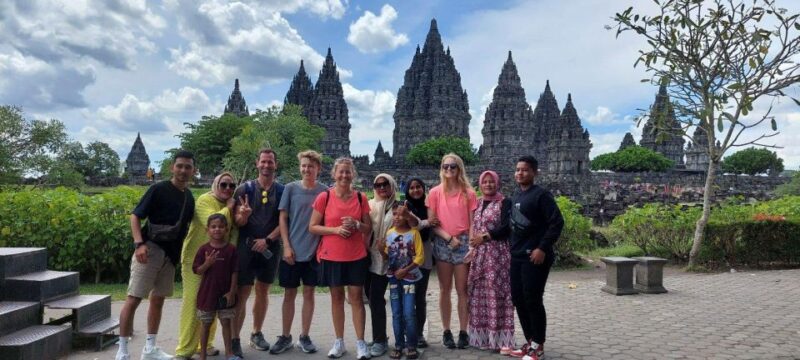 Yogyakarta Experience One Day Tour Borobudur and Prambanan - Itinerary Details