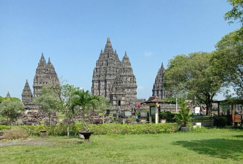 Yogyakarta: Explore & Enjoy Sunset at Prambanan Temple Tour - Frequently Asked Questions