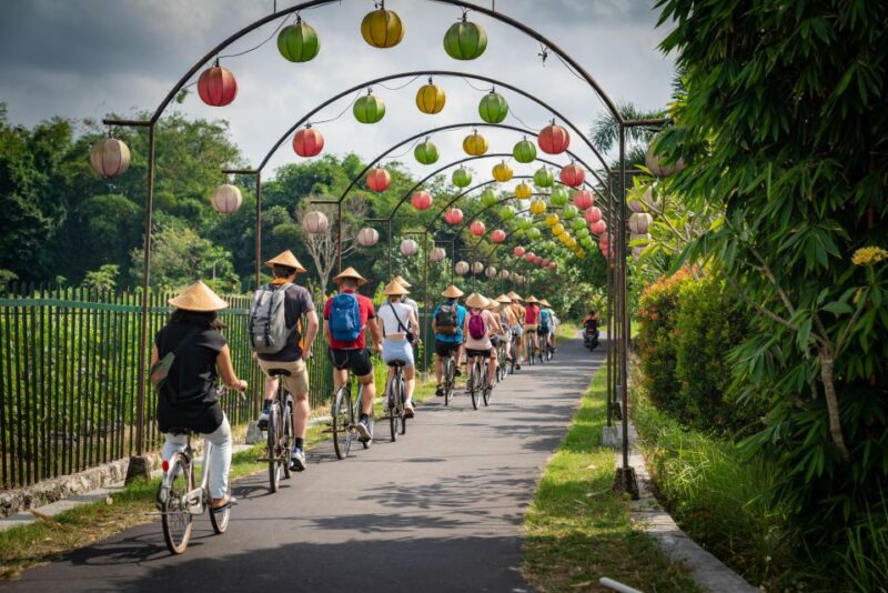 Yogyakarta Full Day (Village Cycling, Prambanan, Ramayana) - Itinerary and Activities