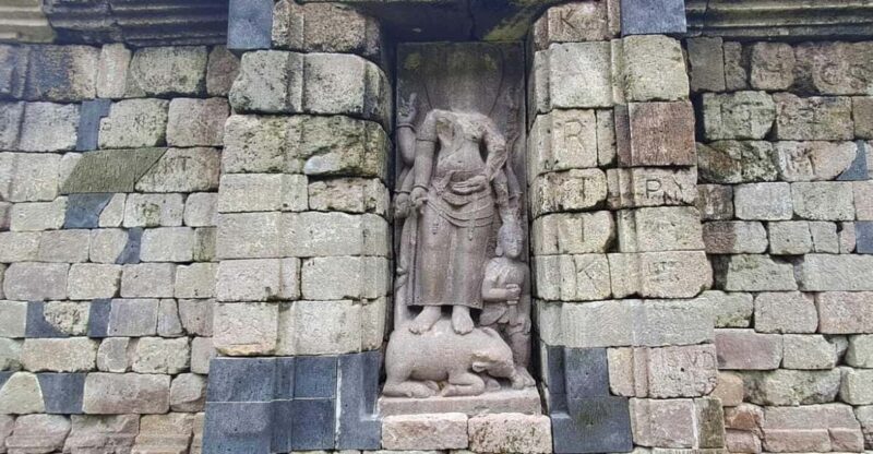 Yogyakarta : Java Rice Terrace Trek & Selogrio Temple Tour - Selogriyo Temple Features