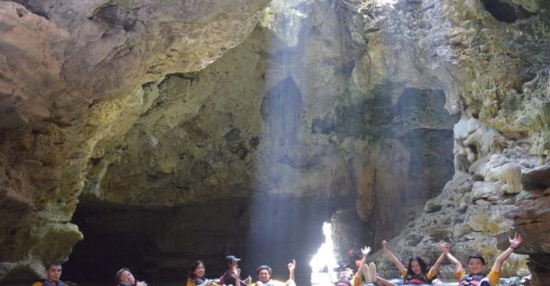 Yogyakarta: Jomblang Cave and Pindul Cave Tour - Jomblang Cave Exploration