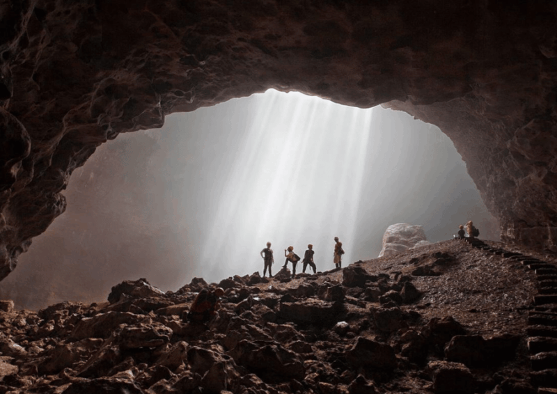Yogyakarta: Jomblang Cave & Timang Beach Adventure Day Tour - Itinerary and Activities
