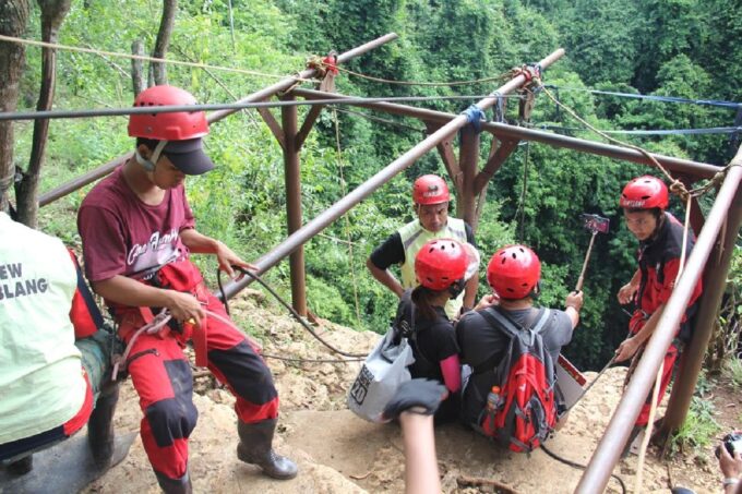 Yogyakarta: Jomblang & Pidul Cave Guided Adventure - Pickup and Dropoff