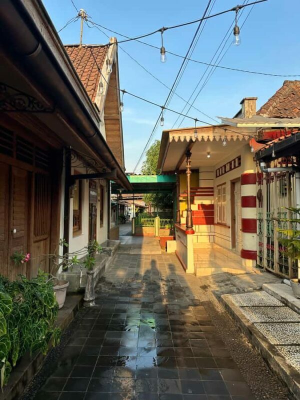 Yogyakarta Kotagede Walking Tour: Royal city & Locals Life - Who Should Consider This Tour?