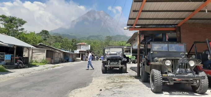 Yogyakarta: Merapi Sunrise Jeep Tour and Jomblang Cave Tour - Important Details