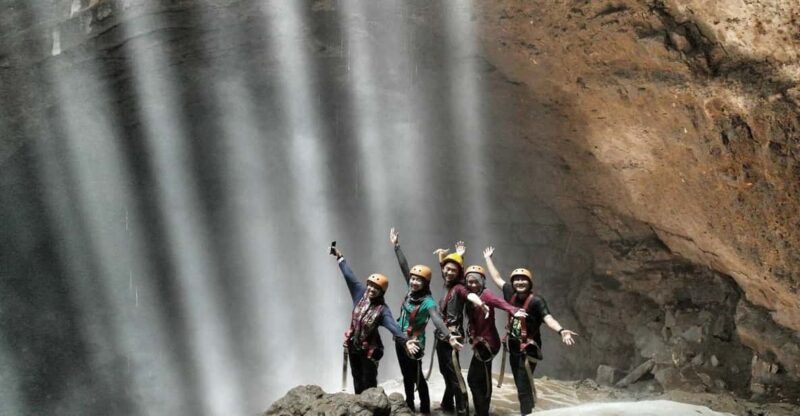 Yogyakarta: Merapi Sunrise, Jomblang Cave & Timang Beach Trip - Key Points