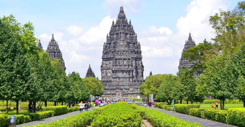 Yogyakarta: Morning Tour Prambanan Temple and Sultan Palace - Sultan Palace