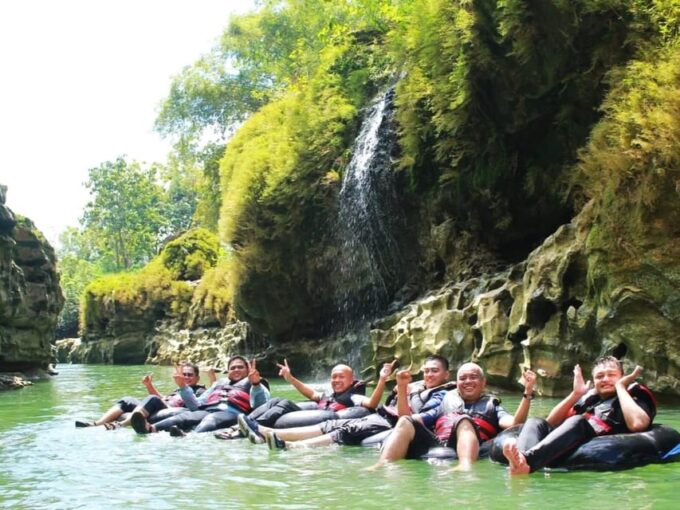 Yogyakarta: Mount Merapi and Pindul Cave Tubing Day Tour - Customer Reviews