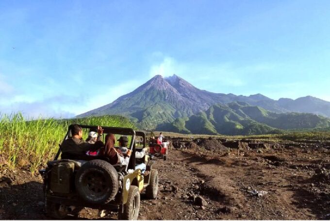 Yogyakarta: Mt. Merapi Jeep Lava Tour Guided Tour - Cancellation and Booking