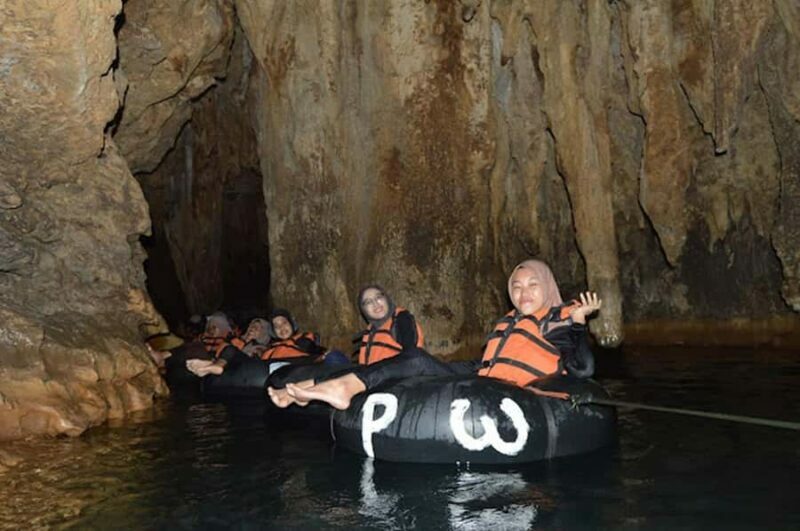 Yogyakarta: Pindul Cave and Oyo River Adventure Tour - Authentic Experiences and Traveler Perspectives