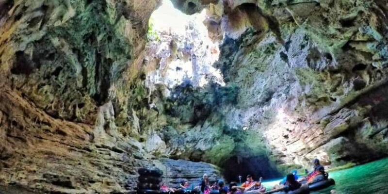 Yogyakarta: Pindul Cave and Oyo River Adventure Trip - Key Points