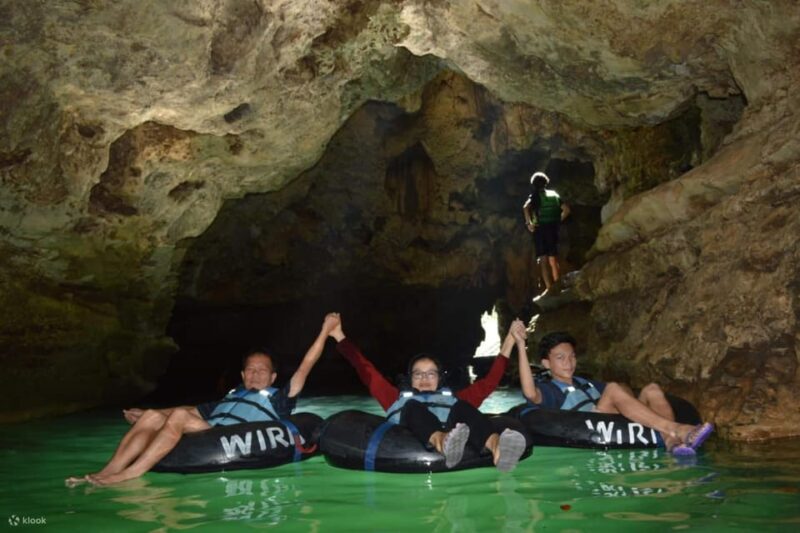 Yogyakarta: Pindul Cave and Oyo River Adventure Trip - Oyo River Adventure