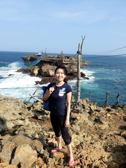 Yogyakarta: Pindul Cave Tubing and Timang Beach Tour - Itinerary and Activities