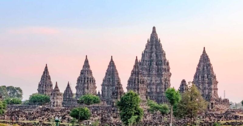 Yogyakarta: Prambanan Temple Afternoon Guided Tour - Guided Exploration Experience