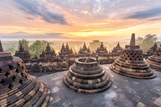 Yogyakarta: Prambanan Temple Afternoon Guided Tour - Temple Architecture and History