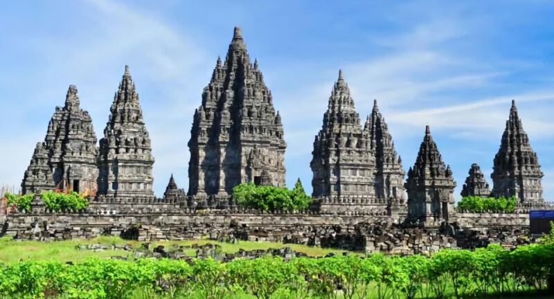 Yogyakarta: Prambanan Temple Afternoon Tour and Dinner - Inclusions