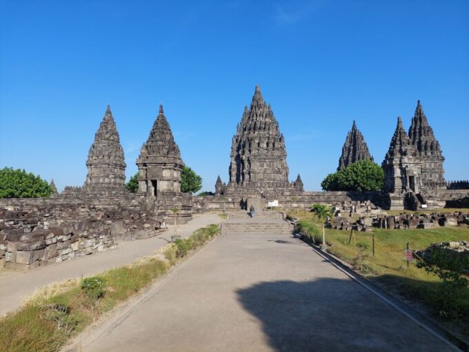 Yogyakarta: Prambanan Temple Morning Tour and Borobudur Tour - Pickup and Drop-off Locations