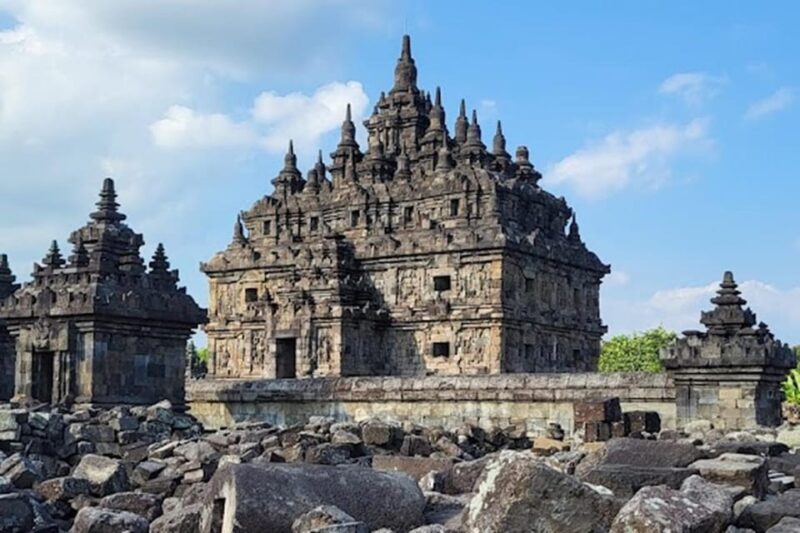 Yogyakarta: Prambanan Temple & Plaosan Temple Half Day Tour - Key Points